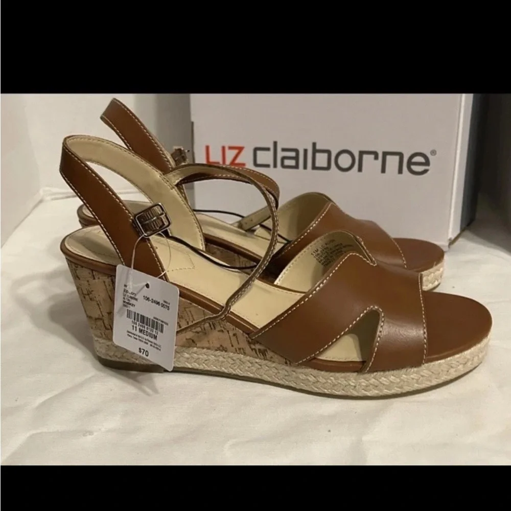 Liz Claiborne Women 10M Whiskey Brown Faux Leather Alton Wedge Sandals